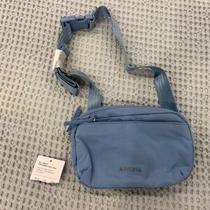 NWT Athleta All About Crossbody Belt Bag